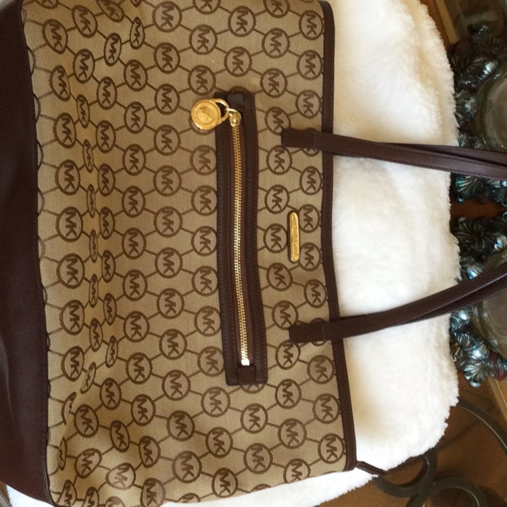 Michael Kors Tote
